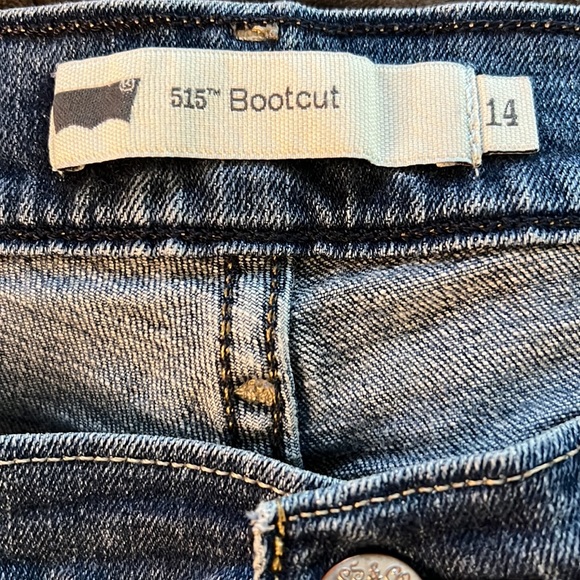 Women’s Levi 515 Bootcut jeans.  Size 14 - Picture 3 of 3